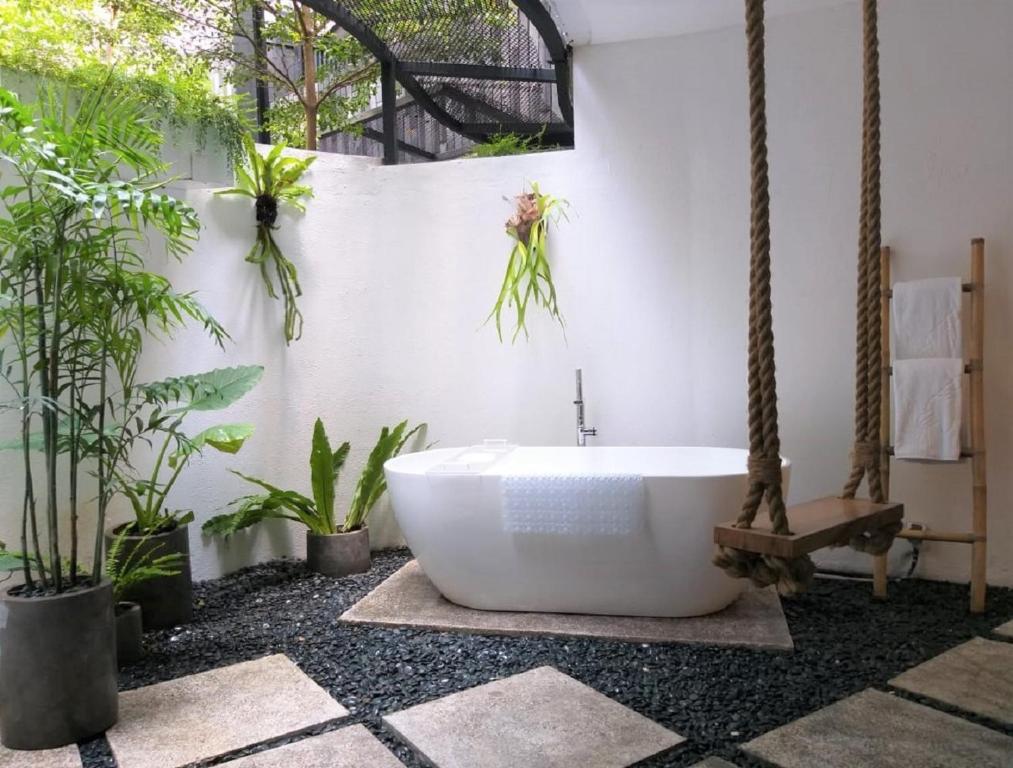 Lloyd's Inn Bali Lloyd's Inn Bali