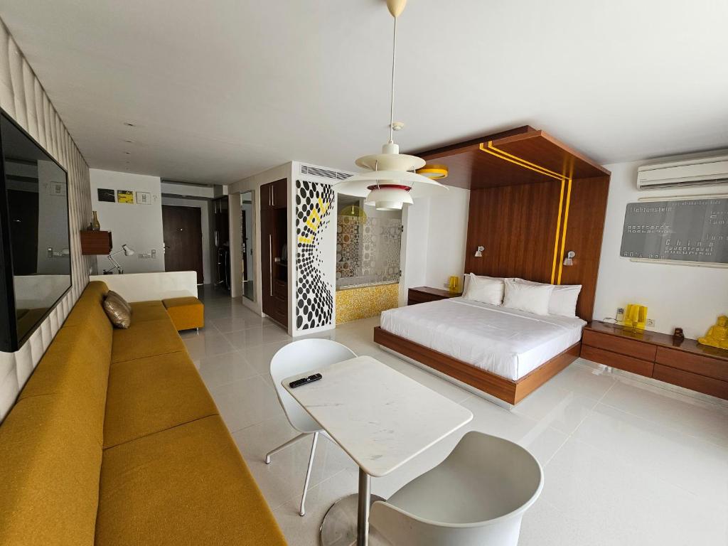 Chill Hotel Seminyak Chill Hotel Seminyak