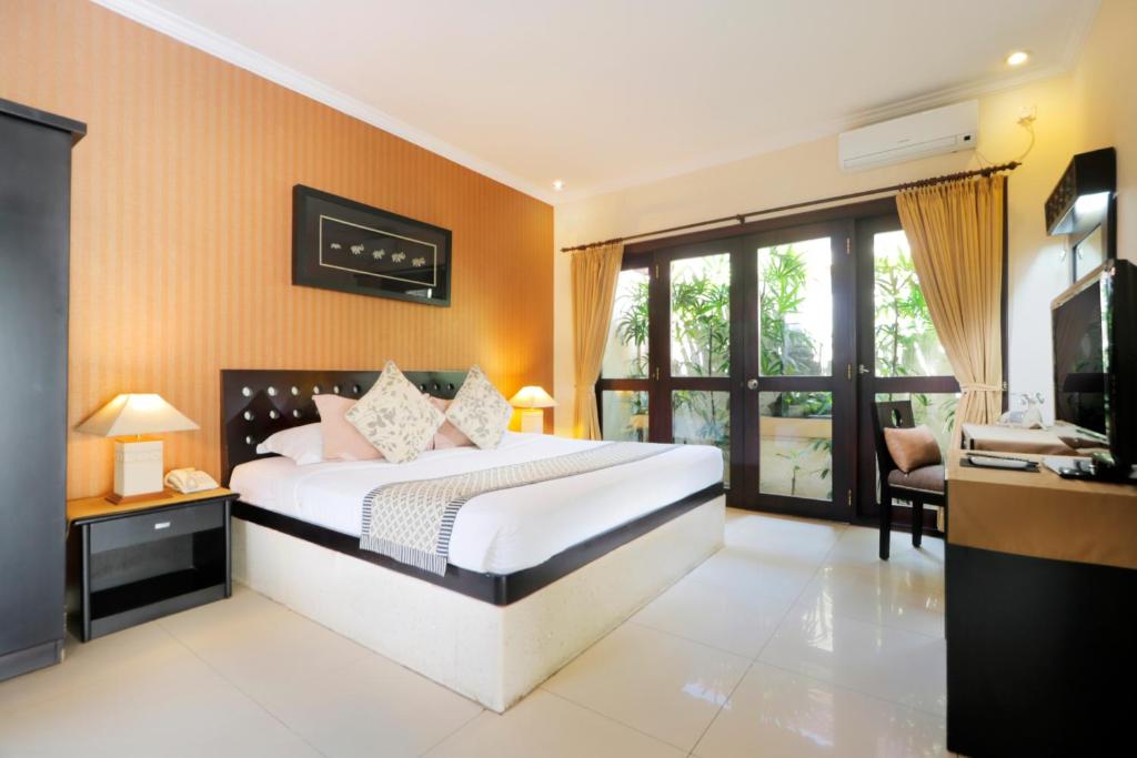 Heliconia Villa