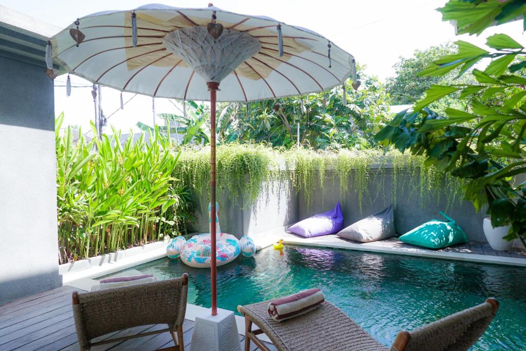 Tropical Beach House Bali Tropical Beach House Bali