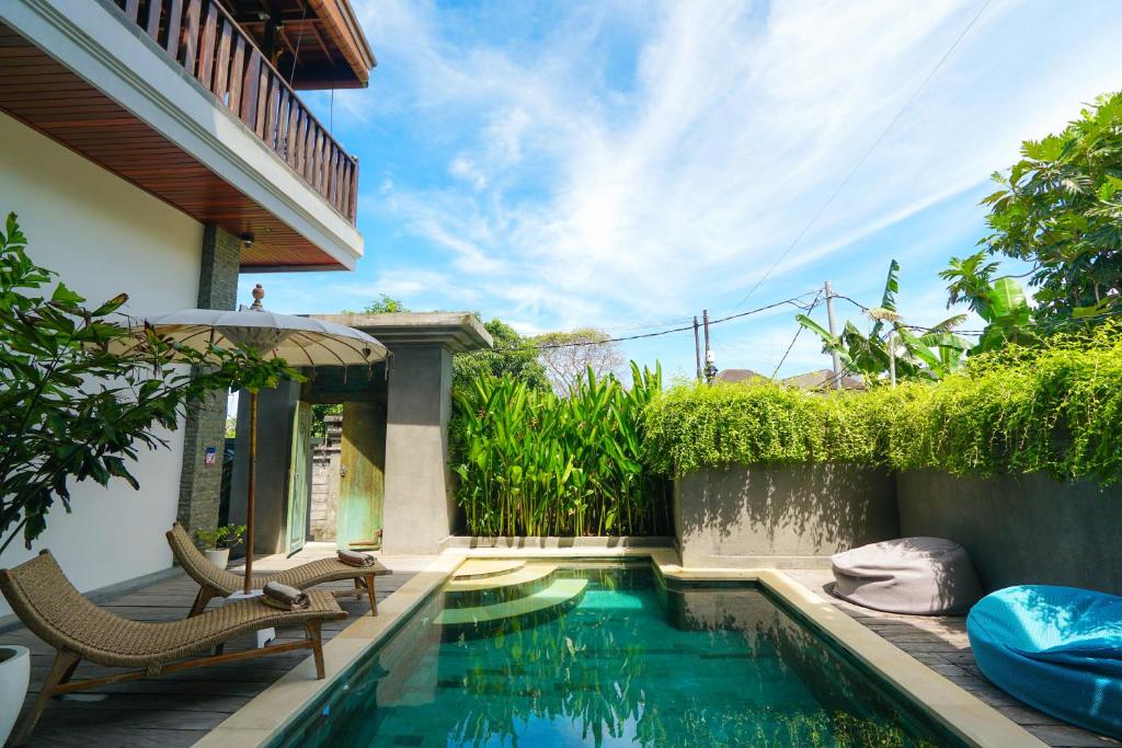 Tropical Beach House Bali Tropical Beach House Bali