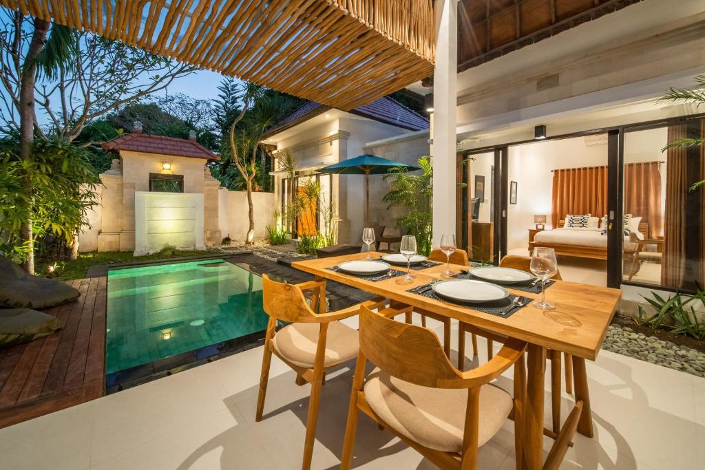 Villa Banua Seminyak Villa Banua Seminyak