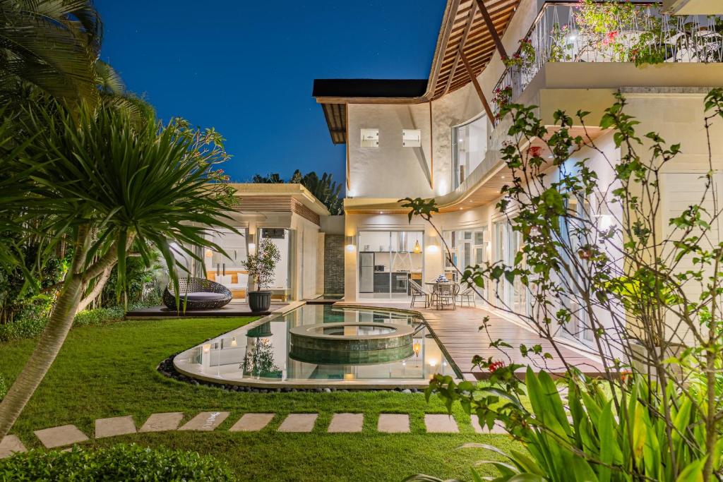Luxury - Villa K - Central Seminyak Luxury - Villa K - Central Seminyak