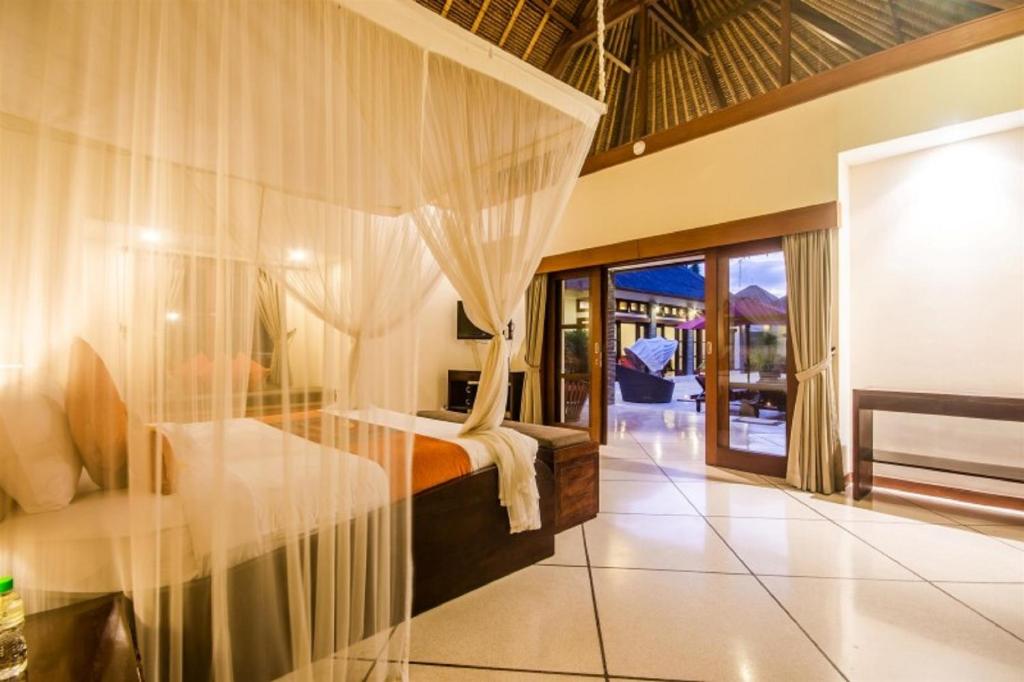 Luxury Villa AnTan Central Seminyak Luxury Villa AnTan Central Seminyak