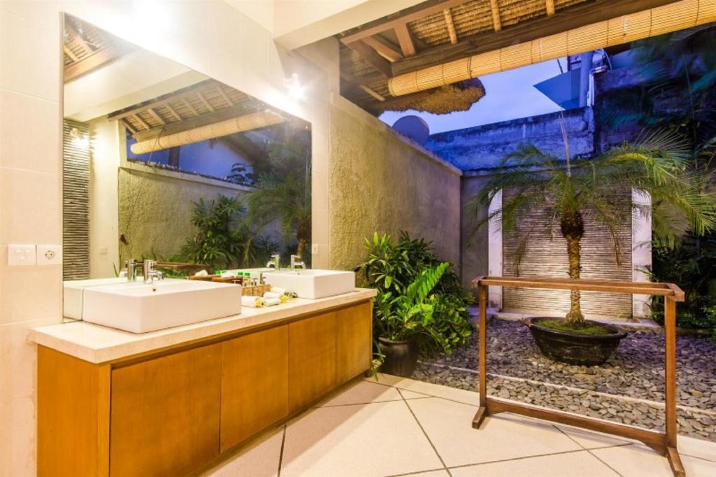 Luxury Villa AnTan Central Seminyak Luxury Villa AnTan Central Seminyak