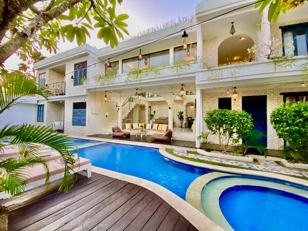 Villa Tyche Luxury 4BR Near Beach Villa Tyche Luxury 4BR Near Beach