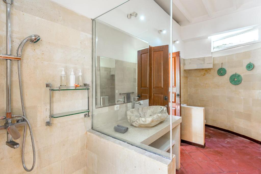 La Villa Oberoi (2 BR) La Villa Oberoi (2 BR)