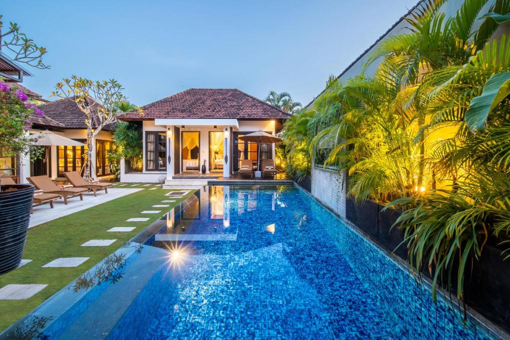 Lotus Luxury Villa Seminyak Lotus Luxury Villa Seminyak