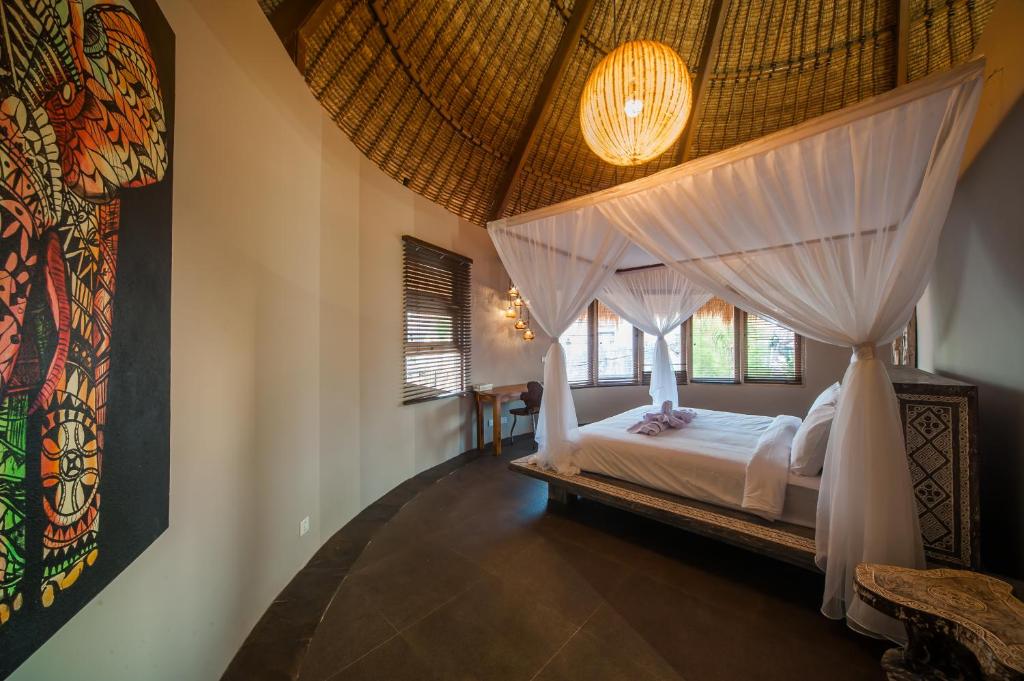 Luxury Villas Merci Resort 3BR Seminyak #1 Luxury Villas Merci Resort 3BR Seminyak #1