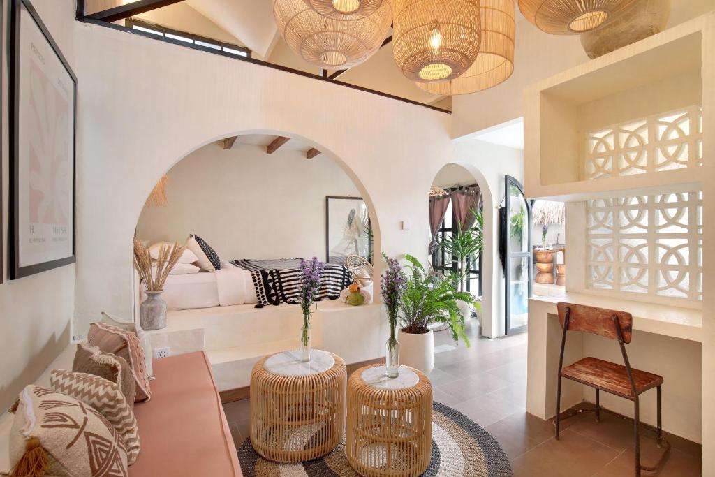 Seminyak Beach Bungalow Studio Villa 1 with private pool SBB1 Seminyak Beach Bungalow Studio Villa 1 with private pool SBB1