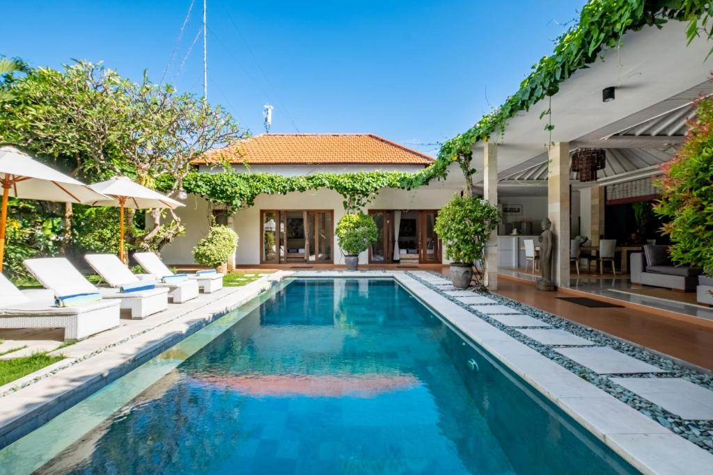 Central Seminyak Villa Martini Central Seminyak Villa Martini