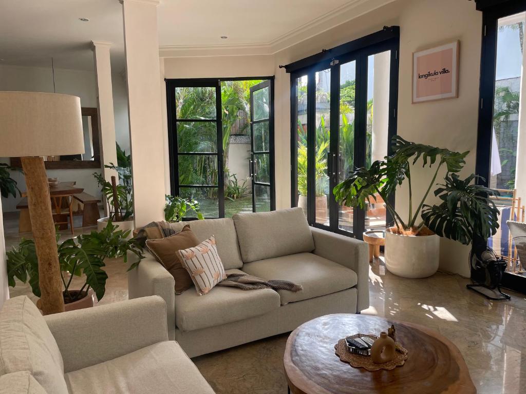 Langikula Villa Seminyak Bali Langikula Villa Seminyak Bali