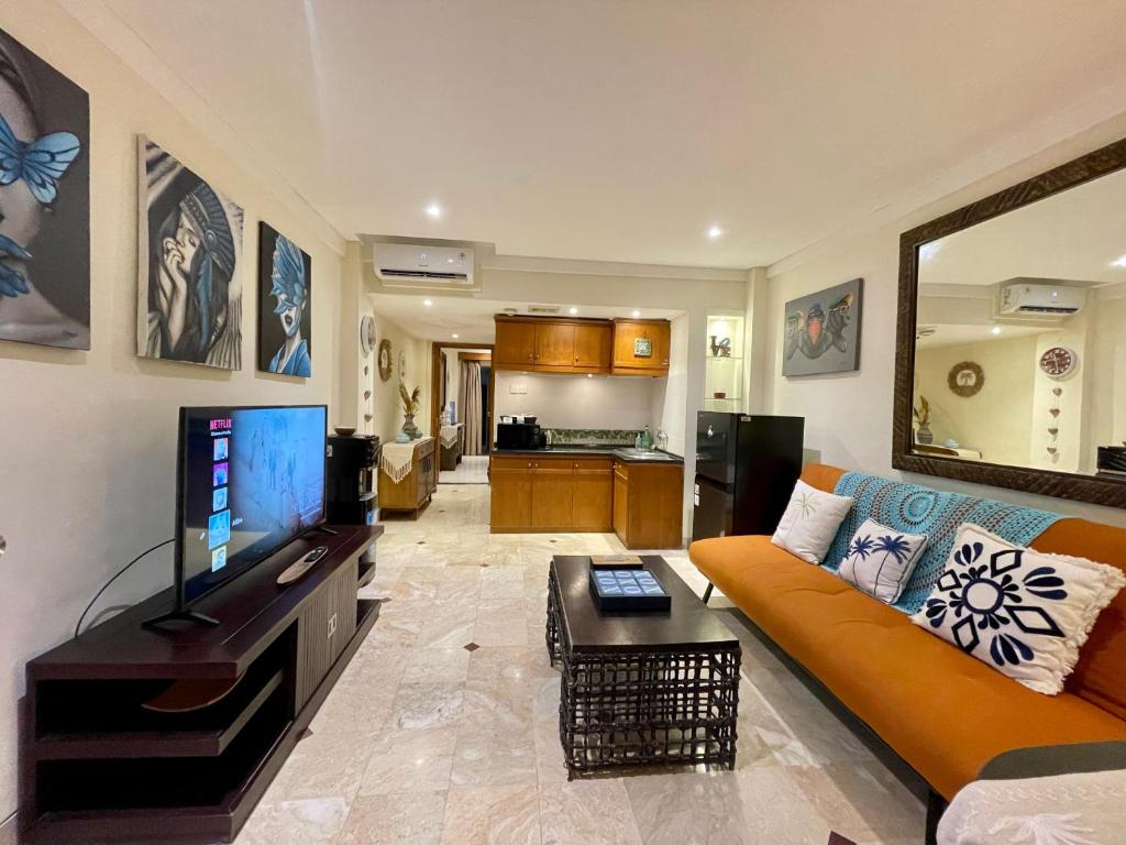 Private Apartment 6505 at the Jayakarta Residence Private Apartment 6505 at the Jayakarta Residence