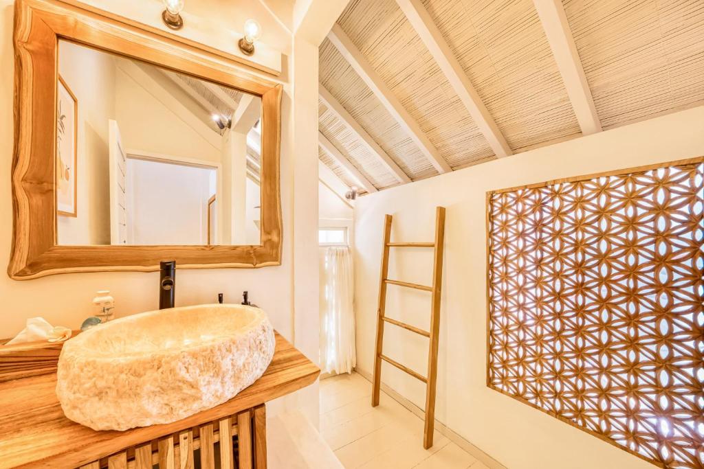 Spacious 2 Villas combined 9 bedrooms 2 pools Spacious 2 Villas combined 9 bedrooms 2 pools