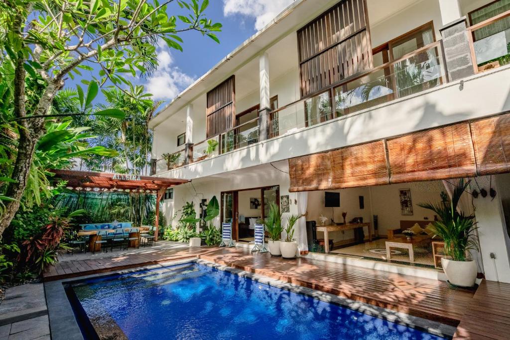 Villa Alleira - 5 Bedroom Villa in Centre Location of Seminyak Villa Alleira - 5 Bedroom Villa in Centre Location of Seminyak