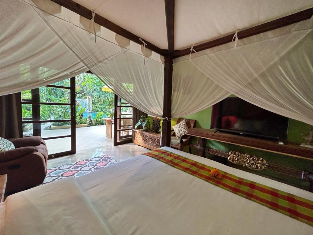 The Chand Villa - A Hidden Gem in Petitenget The Chand Villa - A Hidden Gem in Petitenget
