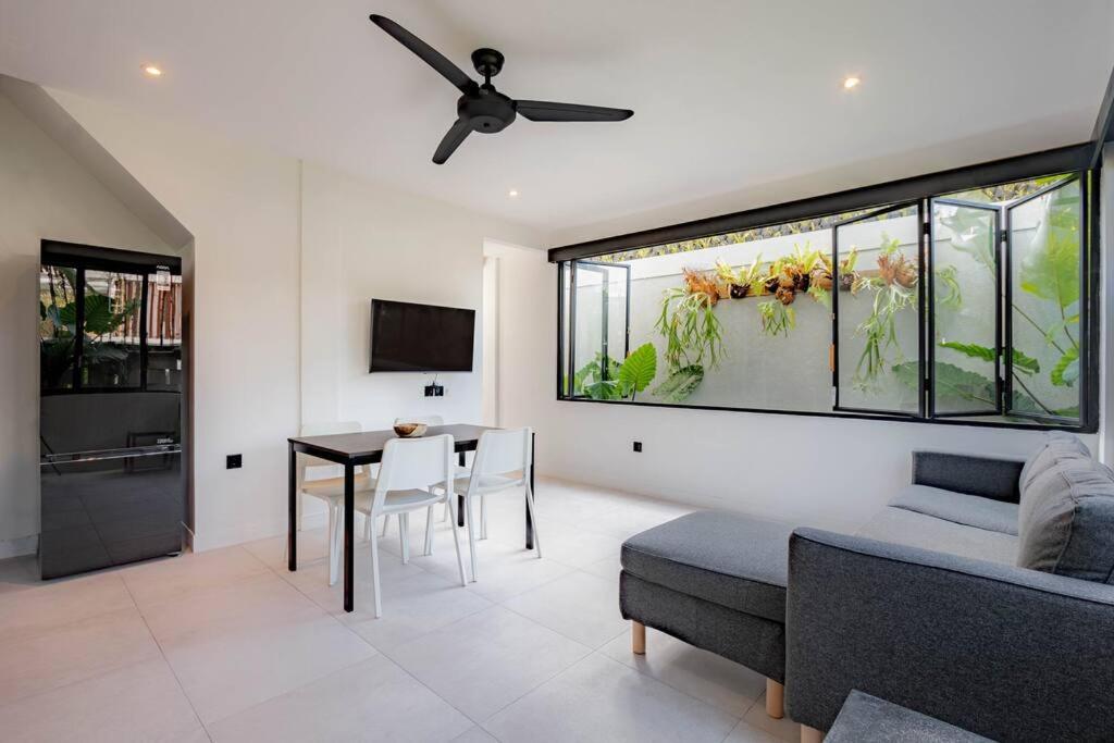 Town House CAMY Town House CAMY