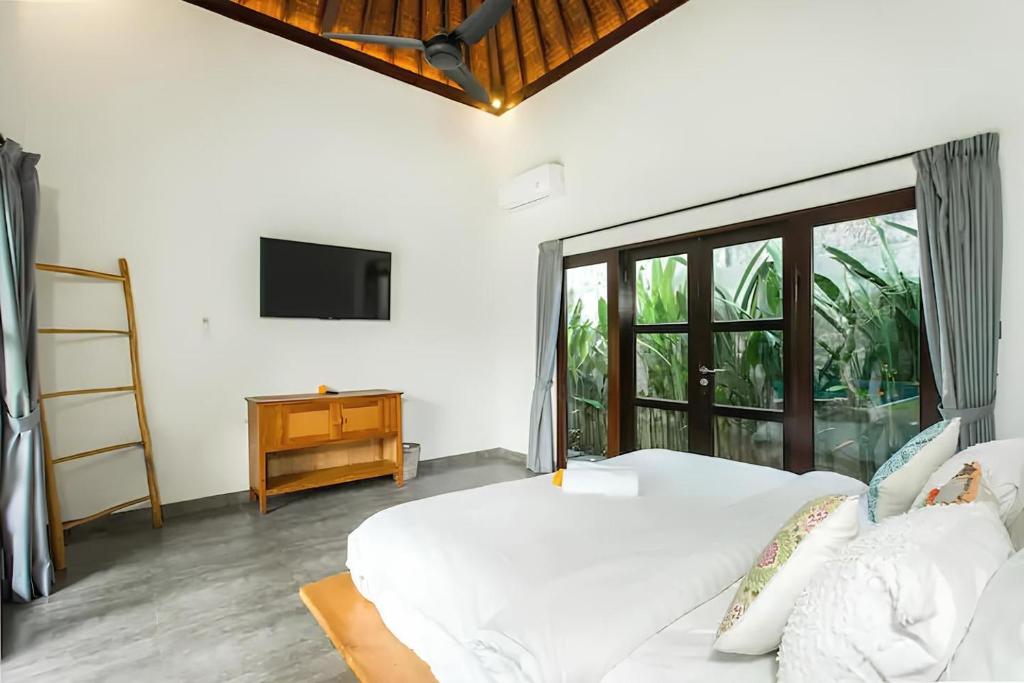 Villa GrandLux Bali 2 Bed Villa Pool Big Garden Villa GrandLux Bali 2 Bed Villa Pool Big Garden
