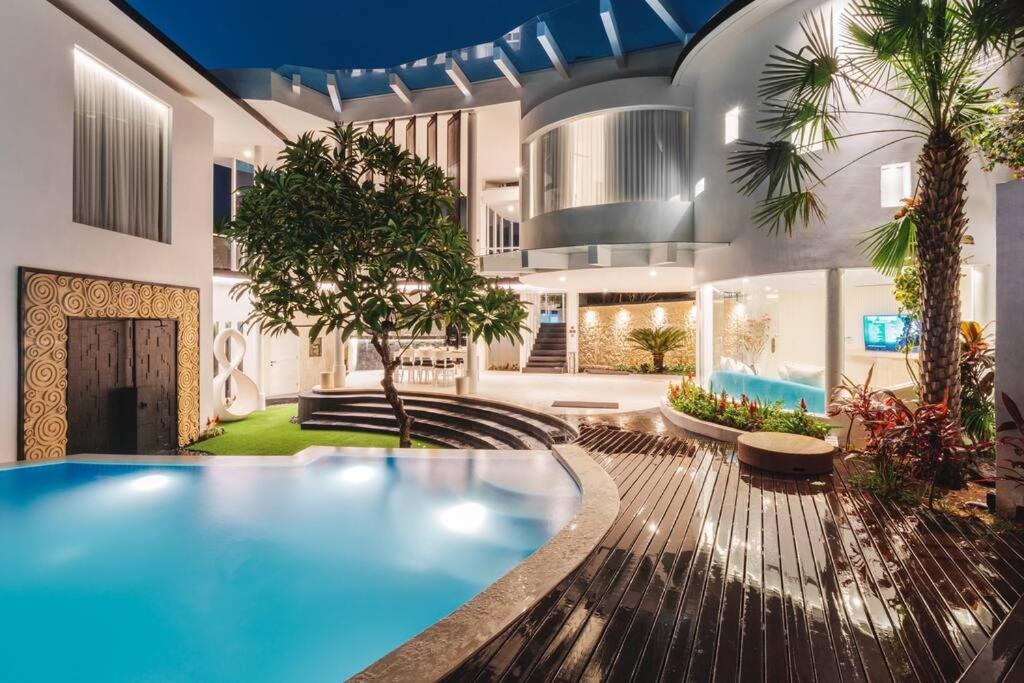 Villa Rose Villa Rose