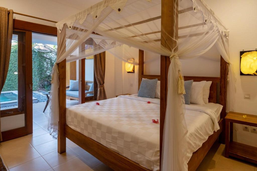 Genta- Petitenget 2BR villa, walk to beach! Genta- Petitenget 2BR villa, walk to beach!