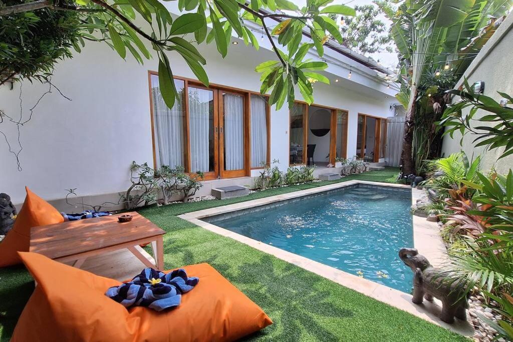 Villa Paradise 1877-2BR Villa with Private Pool - Seminyak Villa Paradise 1877-2BR Villa with Private Pool - Seminyak