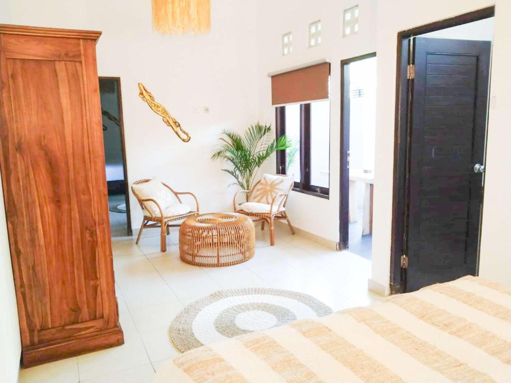 Salt Hideaway - 2 BR apartment, central Seminyak Salt Hideaway - 2 BR apartment, central Seminyak