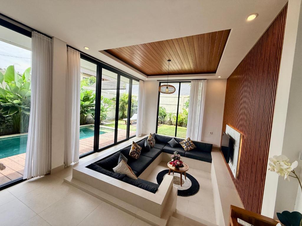 Leyan Villa Seminyak Leyan Villa Seminyak