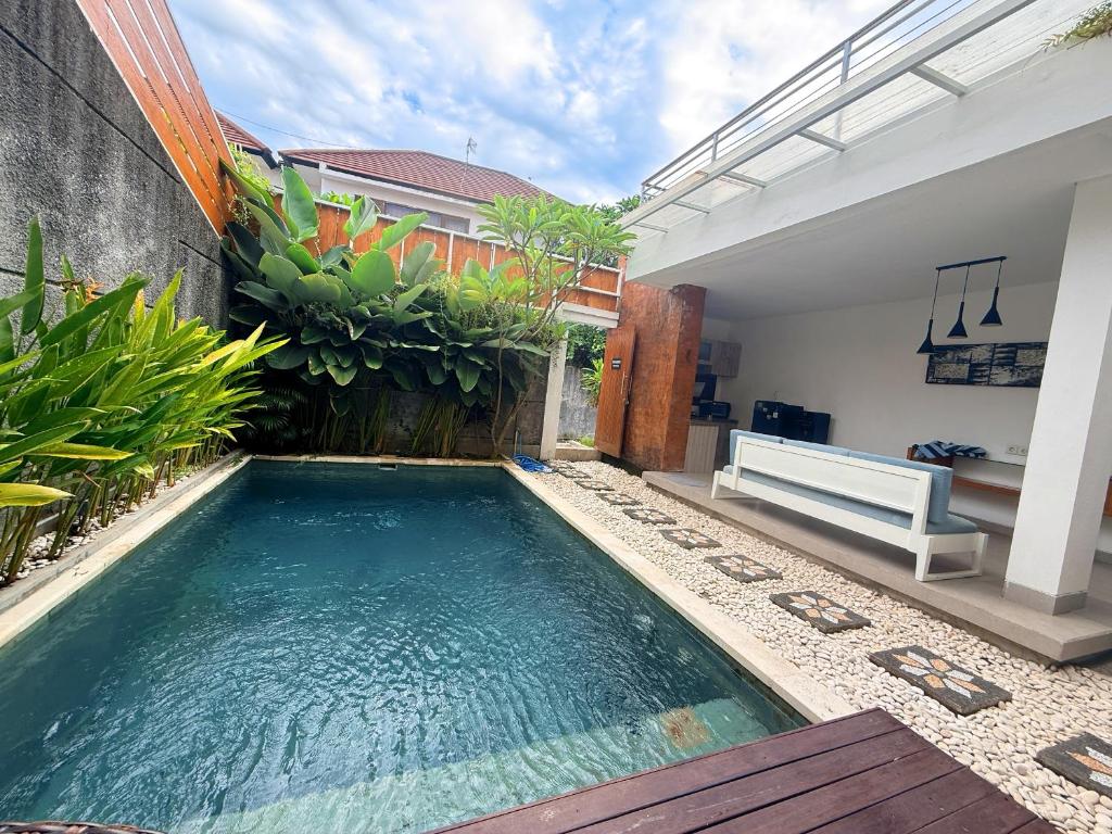 Villa Leyan 1 Semer - Between Seminyak & Canggu Villa Leyan 1 Semer - Between Seminyak & Canggu