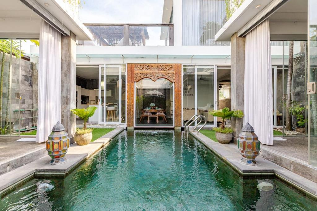 Salty Villa