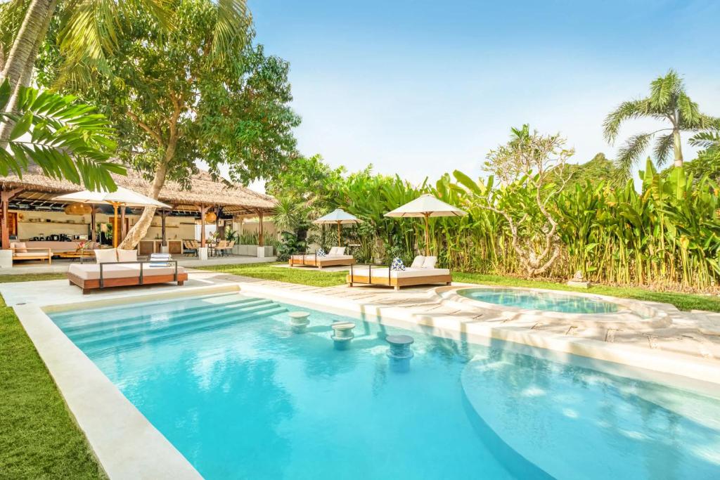 Villa Toscana - 7 BDR Luxury Villa with private pool Villa Toscana - 7 BDR Luxury Villa with private pool