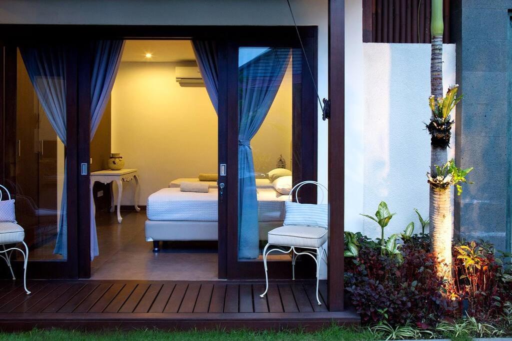 Villa Coklat 3Bdr. Drupadi Seminyak Villa Coklat 3Bdr. Drupadi Seminyak