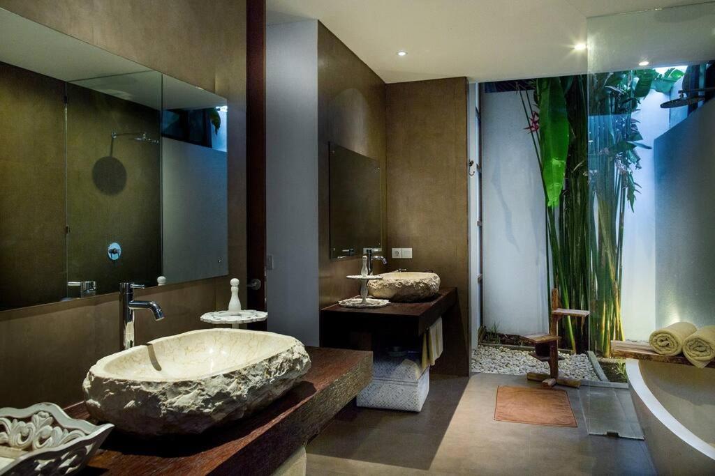 Villa Coklat 3Bdr. Drupadi Seminyak Villa Coklat 3Bdr. Drupadi Seminyak