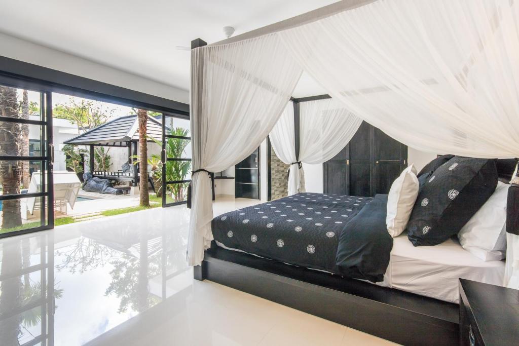 Villa Lora Villa Lora