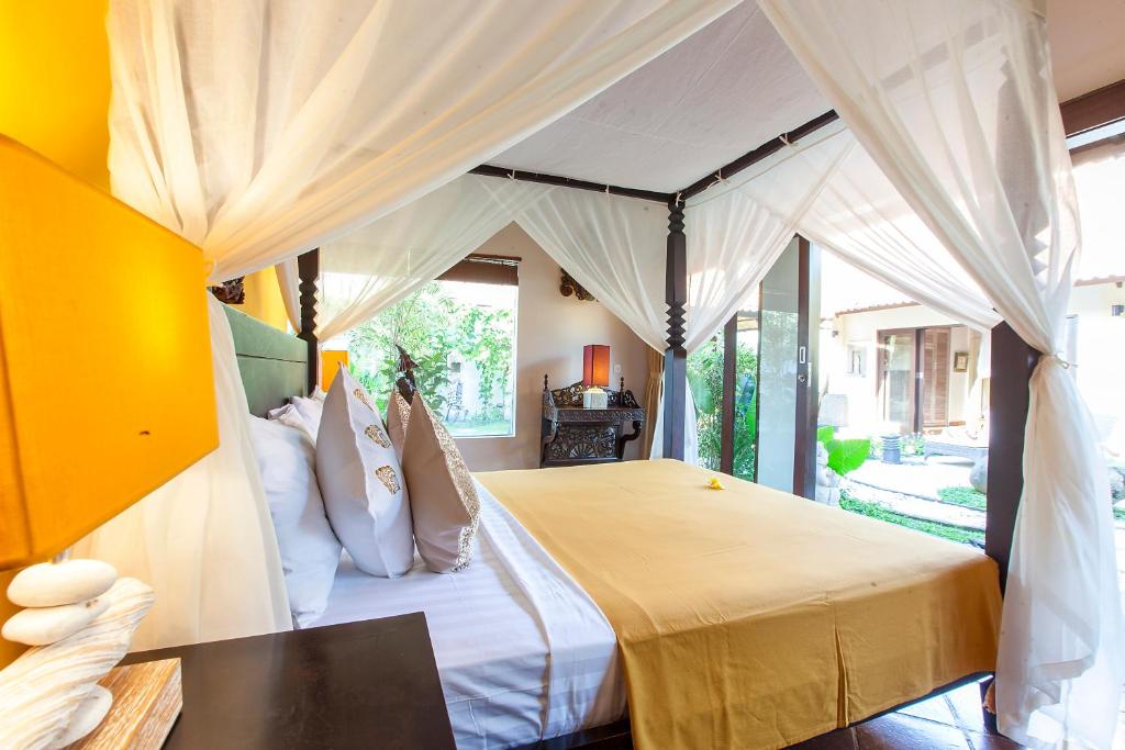 Villa Chantal-Intimate Villa in Seminyak Villa Chantal-Intimate Villa in Seminyak