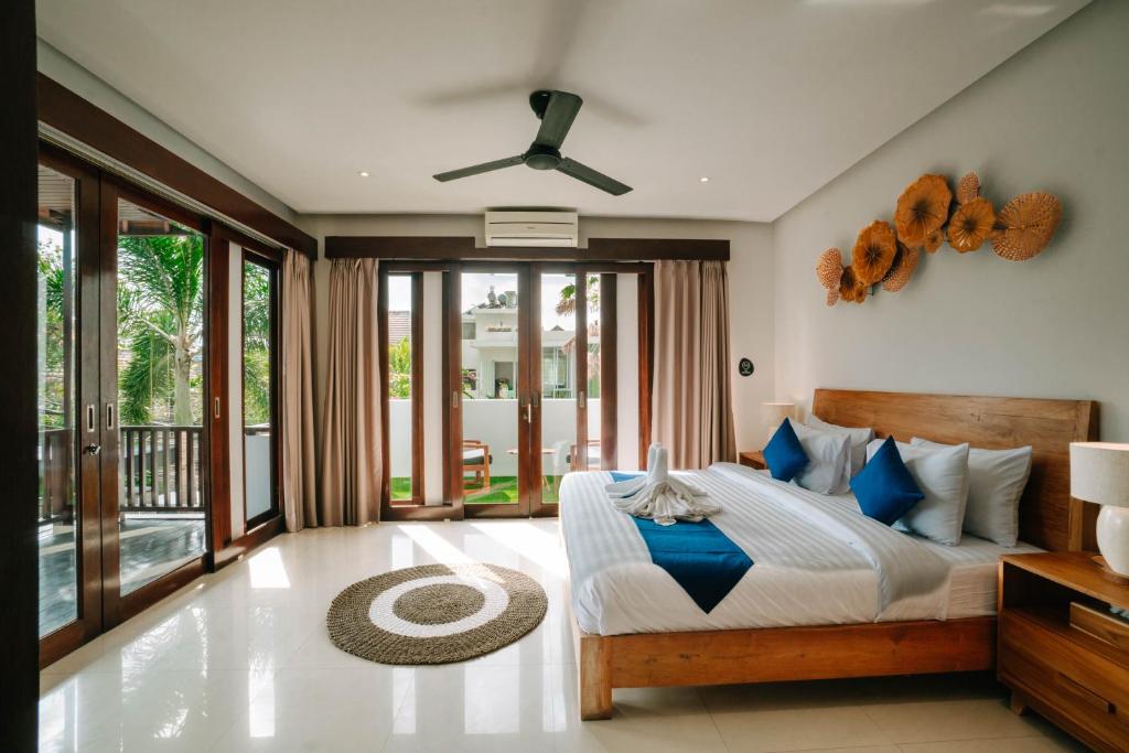 The Golden Serendipity Villa Seminyak The Golden Serendipity Villa Seminyak