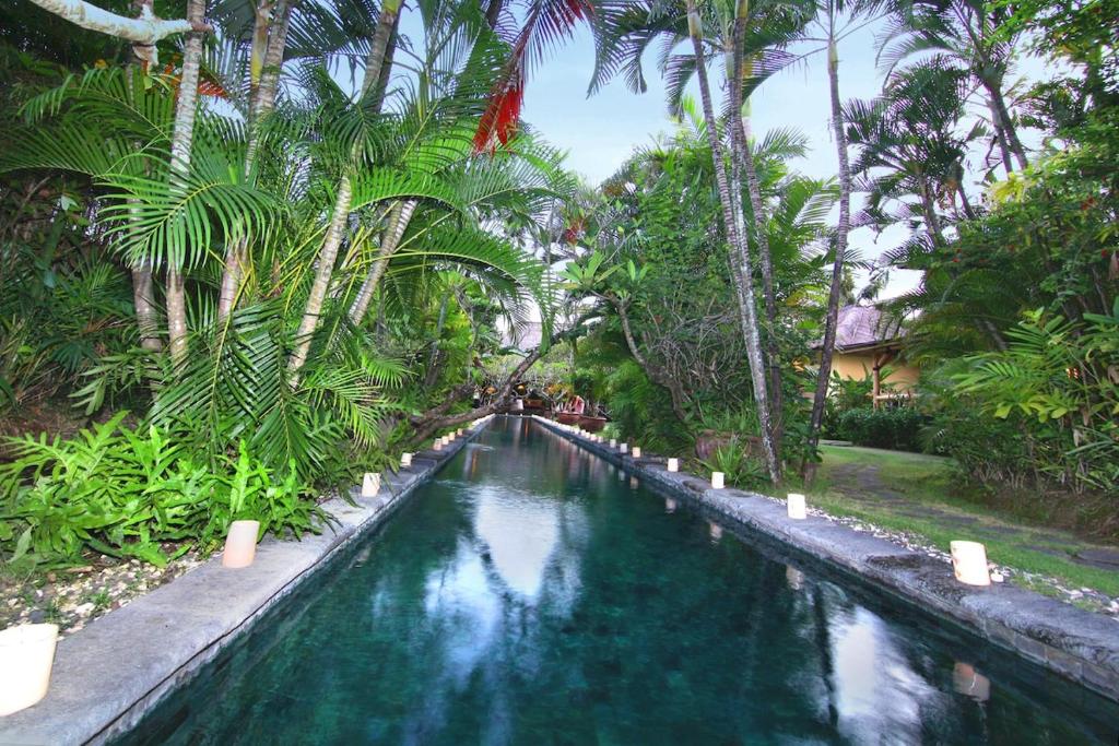 Large Private Villa, central Seminyak, Bali Large Private Villa, central Seminyak, Bali