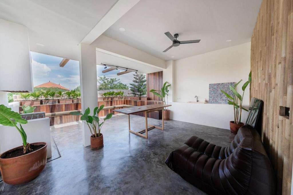 Villa Kiri - Modern 2BR Hideaway Rooftop & Private Pool Villa Kiri - Modern 2BR Hideaway Rooftop & Private Pool