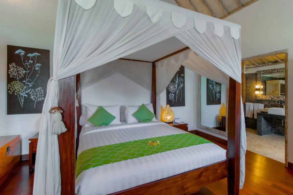 Villa Rama Sita - 100m From Eat Street, 3br