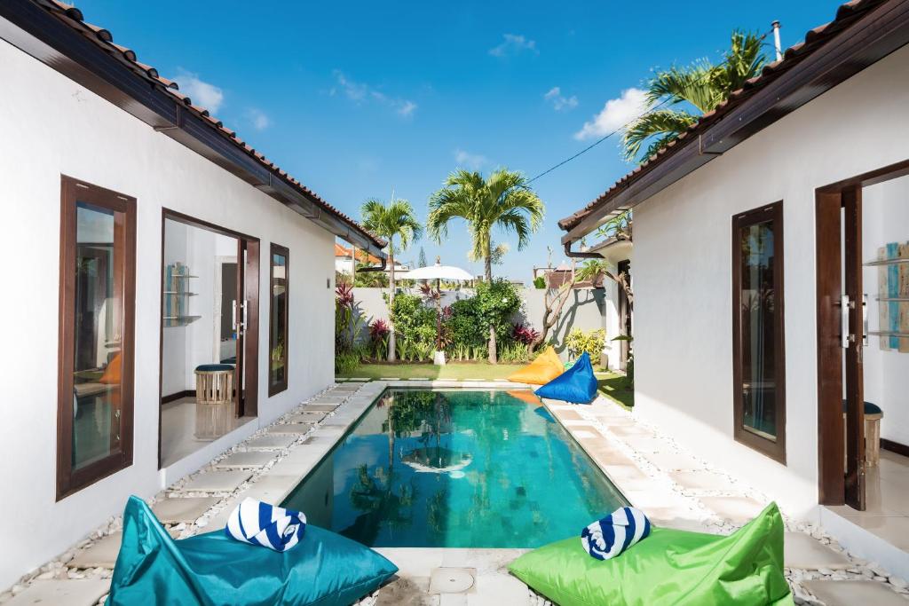 Villa Salya - 3BR - Private Pool - 1min walk to La Favela! Villa Salya - 3BR - Private Pool - 1min walk to La Favela!