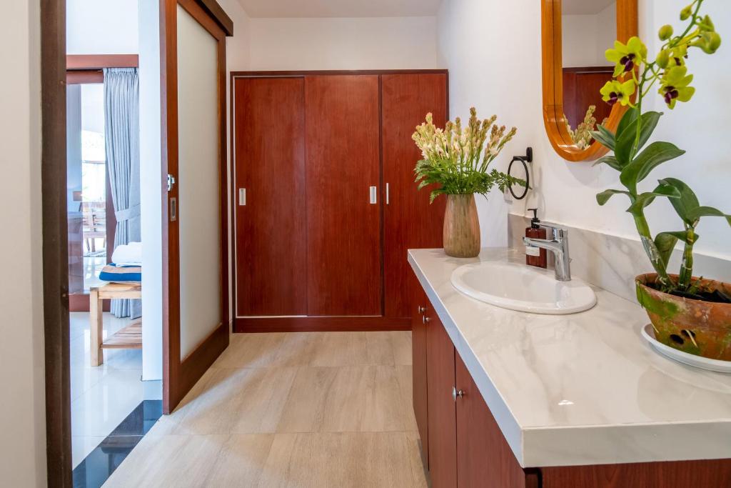 Arts Biyu Villa Two-Bedroom with Private Pool Kuta