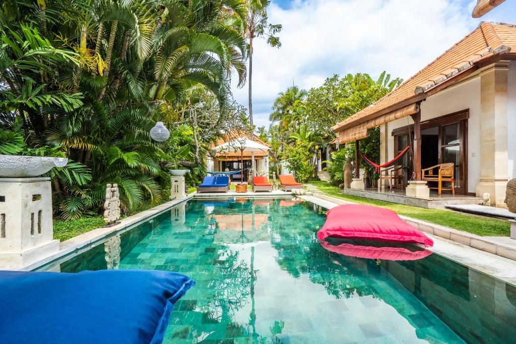 Madu Villa Seminyak Madu Villa Seminyak