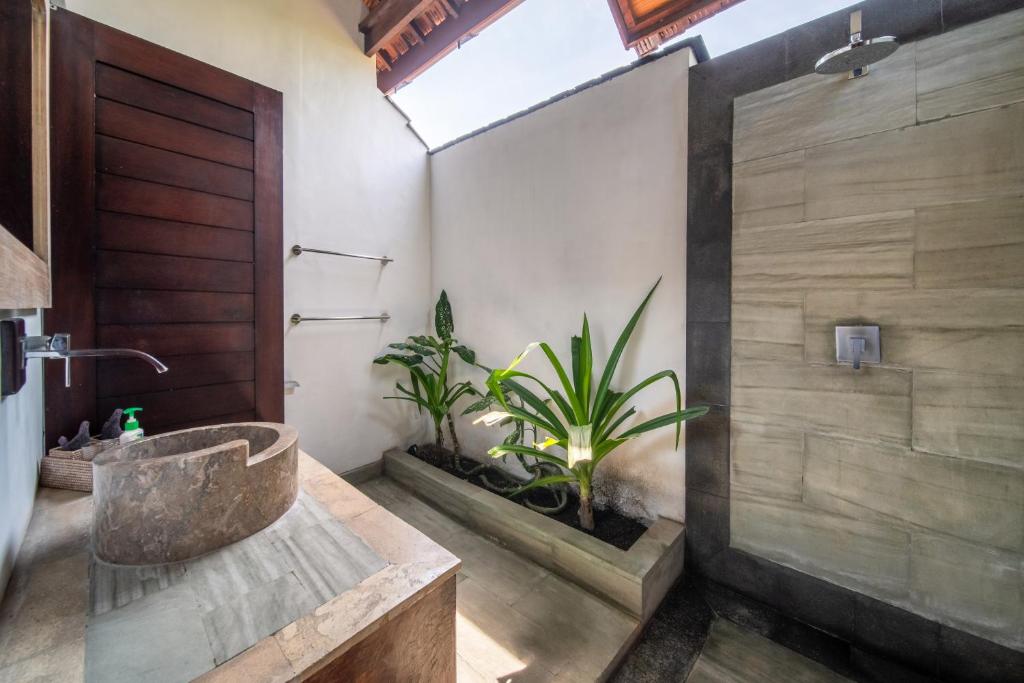 Villa Bewa by Villa Finder Villa Bewa by Villa Finder