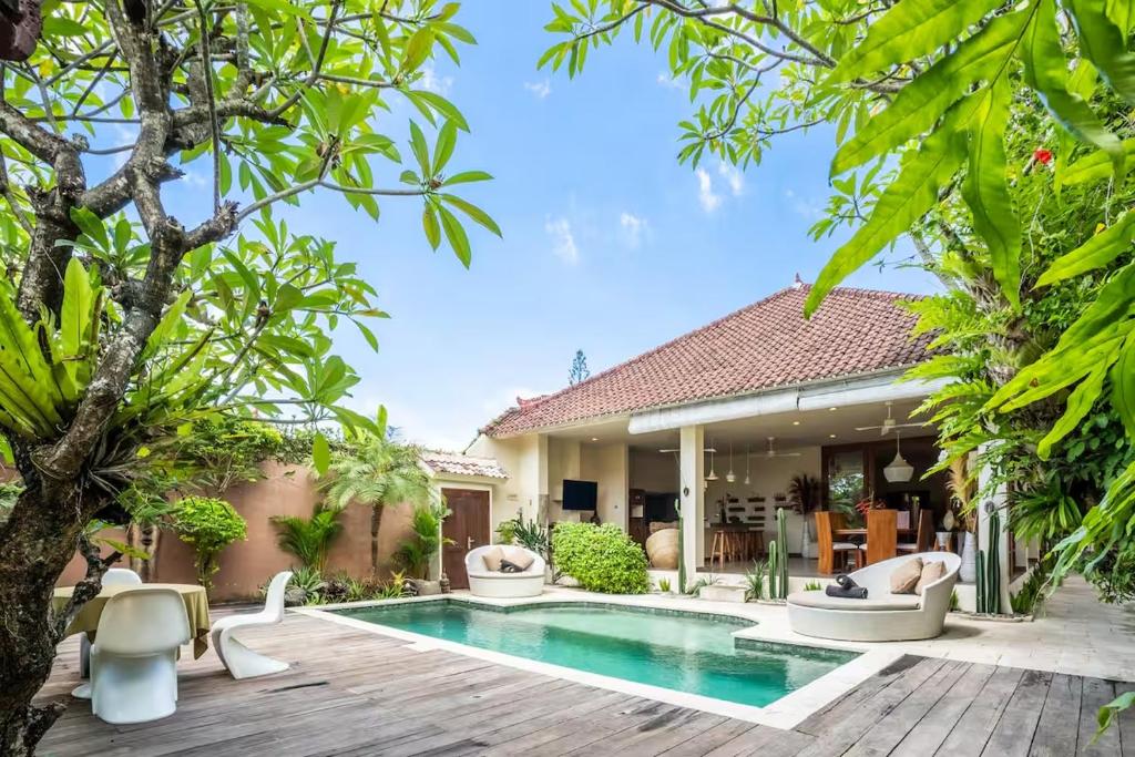 Villa CC- Cosy 2bdrs villa - enclosed and open living area Villa CC- Cosy 2bdrs villa - enclosed and open living area