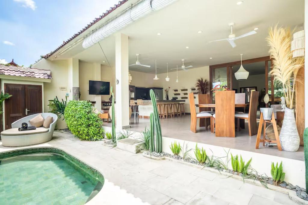 Villa CC- Cosy 2bdrs villa - enclosed and open living area Villa CC- Cosy 2bdrs villa - enclosed and open living area