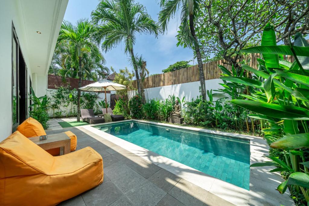 Homey Villa 2BR Seminyak Homey Villa 2BR Seminyak