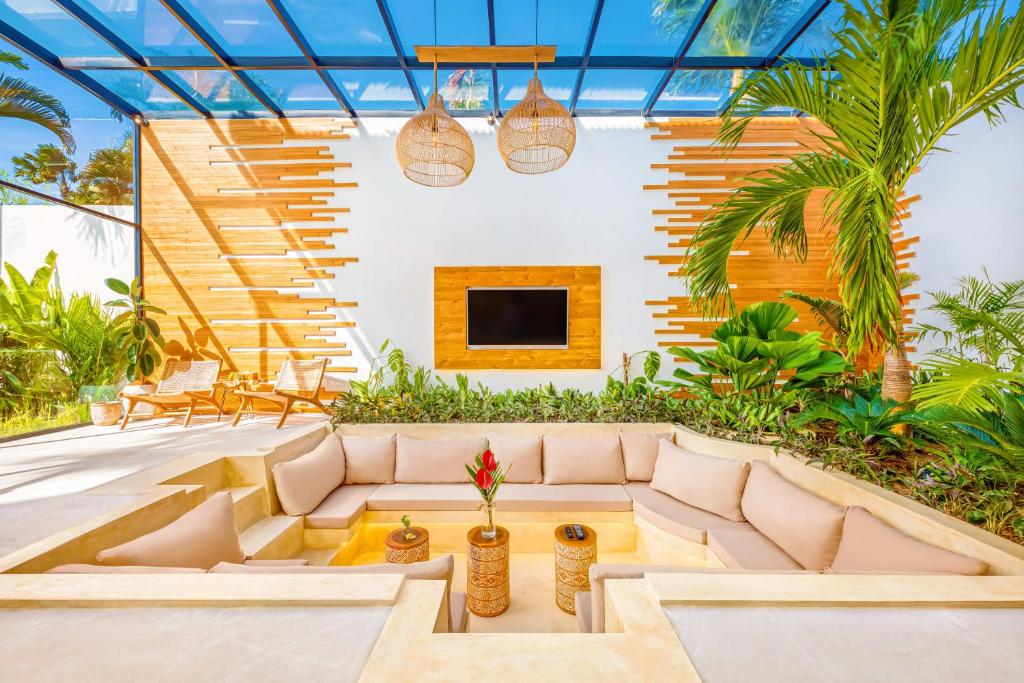 Villa Dublin - Luxury 5 BDR w Jacuzzi & Pool Villa Dublin - Luxury 5 BDR w Jacuzzi & Pool