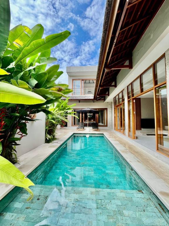 2 BR Villa Near Seminyak Beach 2 BR Villa Near Seminyak Beach