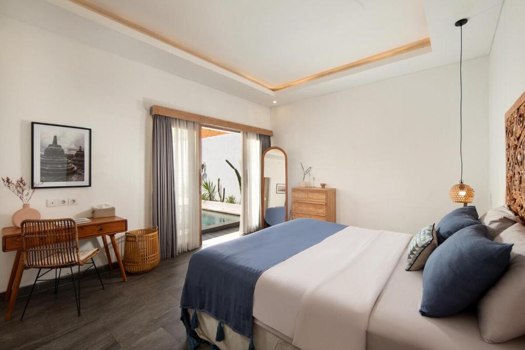 Stylish 2BR Villa in Seminyak with Private Pool Stylish 2BR Villa in Seminyak with Private Pool