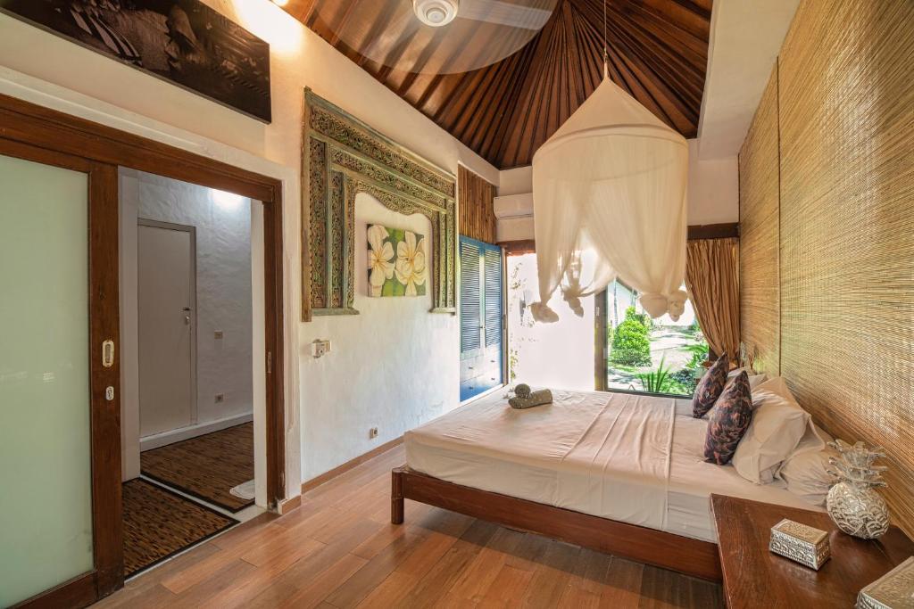 Luxury Villa La plancha BEACH 200m, Heart of Seminyak Luxury Villa La plancha BEACH 200m, Heart of Seminyak