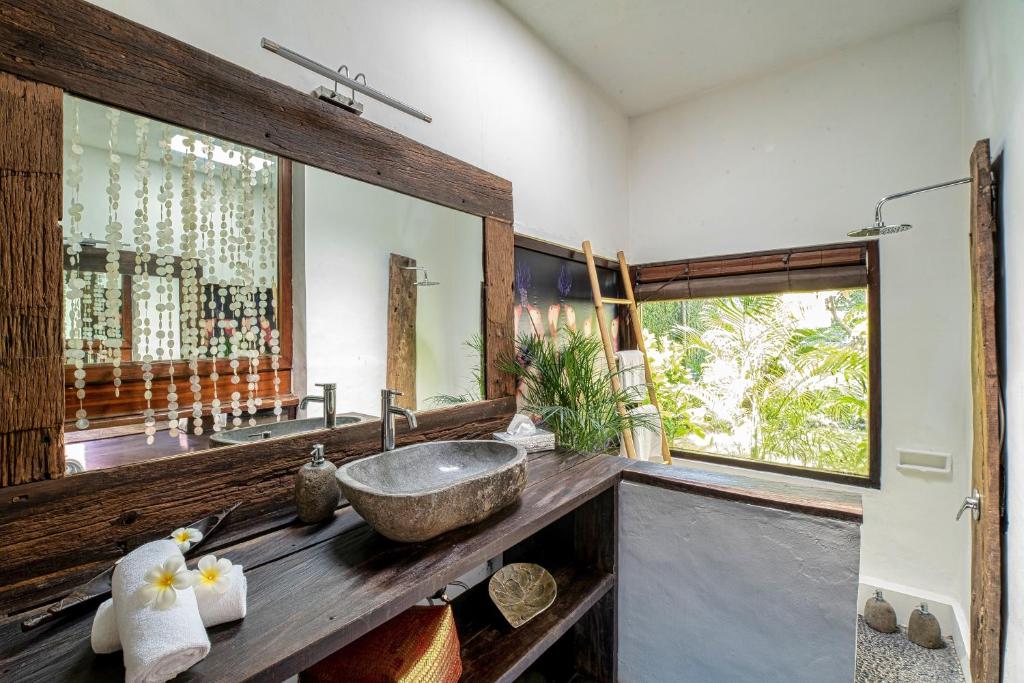 Luxury Villa La plancha BEACH 200m, Heart of Seminyak Luxury Villa La plancha BEACH 200m, Heart of Seminyak